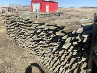 (948)- 4-5 Inch X 6 Ft Used Fence Posts