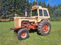 1969 Case 830 2WD  Tractor