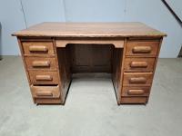 Oak 7 Drawer Desk