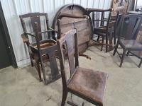 Antique Round Table with (6) Chairs