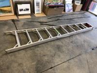 10 Ft Aluminum Step Ladder 