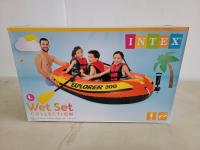 Wet Set Collections 83 Inch X 46 Inch X 16 Inch Inflatable Raft 