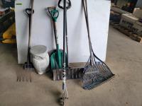 Qty of Lawn & Garden Items