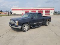2003 Chevrolet Silverado 2WD Extended Cab Pickup Truck
