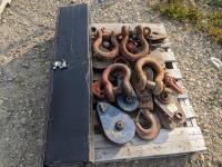 Qty of Snatch Blocks and Shackles