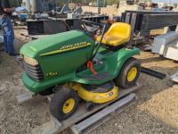 John Deere LT155 Lawn Tractor