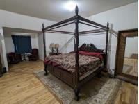King 4 Post Canopy Bed Frame, Mattress & Box Spring