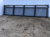 (5) 16 Ft Mesh Gates 