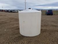 1000 ± Gallon Plastic Water Tank