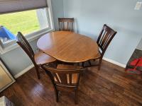 Two Tone Wood Dinner Table and Chairs