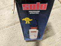 Solo 2 Gallon Pressure Sprayer