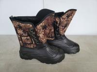 Digital Camo Waterproof Anti Slip Winter Boots