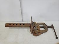 Bench Mount No 22 Pipe Vise