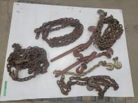 Various Chains, Hooks and Chain Boomers 