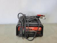 Motomaster Manual Battery Charger