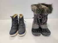 (2) Pairs of Womens Sorel Boots