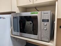 Panasonic NN-CD989S Prestige Microwave/Convection Oven