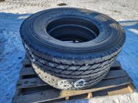 (2) Michelin XYZ3 11R24.5 Tires