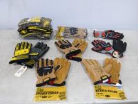 (11) Pairs of Work Gloves