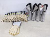 (2) Baffin Mens Size 9 Boot Liners and (12) Pairs of Gloves