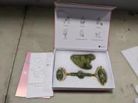 Jade Roller and Gua Sha