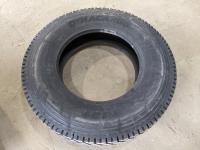 (1) Dynacargo 11R24.5 Tire