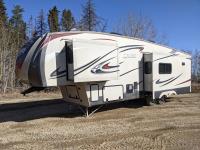 2014 Forest River Saber 37 Ft T/A 5th Wheel Travel Trailer