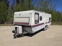 1989 Terry Taurus TG26 26 Ft T/A Travel Trailer