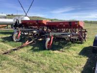 Melroe 16 Ft Hoe Press Seed Drill