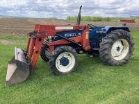 1984 Universal DTC 640 MFWD Utility Loader Tractor