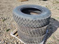 Humsung HS217 11R24.5 Tire and (2) Michelin XYZ3 385/65R22.5 Tires