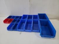 (18) Plastic Organizing Bins