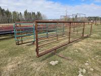 (1) 24 Ft Free Standing Livestock Panels with 16 Ft Gate