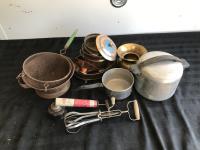 Qty of Misc Kitchen Items 