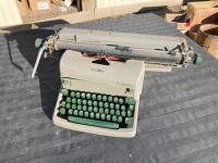 RC Allen Typewriter 