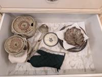 Pottery Plates & Bowls