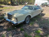 1979 Ford Lincoln Continental Mark V Coupe Car