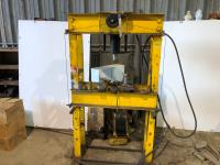Hydraulic Press with Power Pack