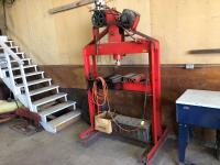 Hydraulic Industrial Press
