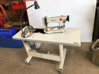 Sunstar Tating Sewing Machine and Table