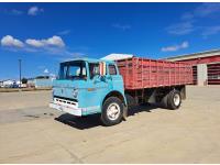 1970 Ford C906 S/A Day Cab Grain Truck