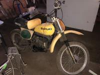 Suzuki RM 250 Dirt Bike