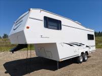 2001 Travelaire 24 Ft T/A 5th Wheel Travel Trailer