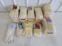 Qty of Insulated Work Gloves