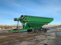 J & M Manufacturing 1501-22 1500 Bushel Tracked Grain Cart