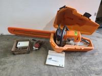 Stihl MS462 Chainsaw w/ Case