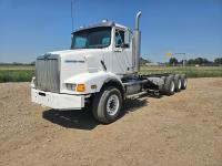 2004 Western Star 4900 Tri-Drive Day Cab Cab & Chassis Truck