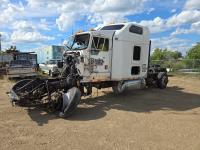 2002 Kenworth W900 T/A Sleeper Tractor Truck (For Parts)