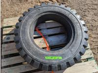 Challenger 8.25X20 Tire