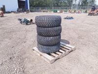 (4) 285/70R17 Tires with Rims